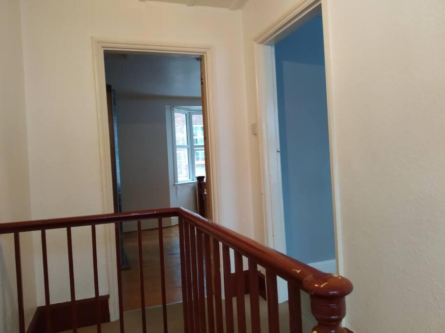 Spacious 2 Bed Maisonette Near Town, That Sleeps 6 Brighton Екстер'єр фото